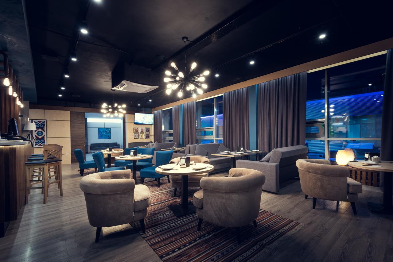 Aykun Hotel By Ag Hotels Group Astana Exteriör bild