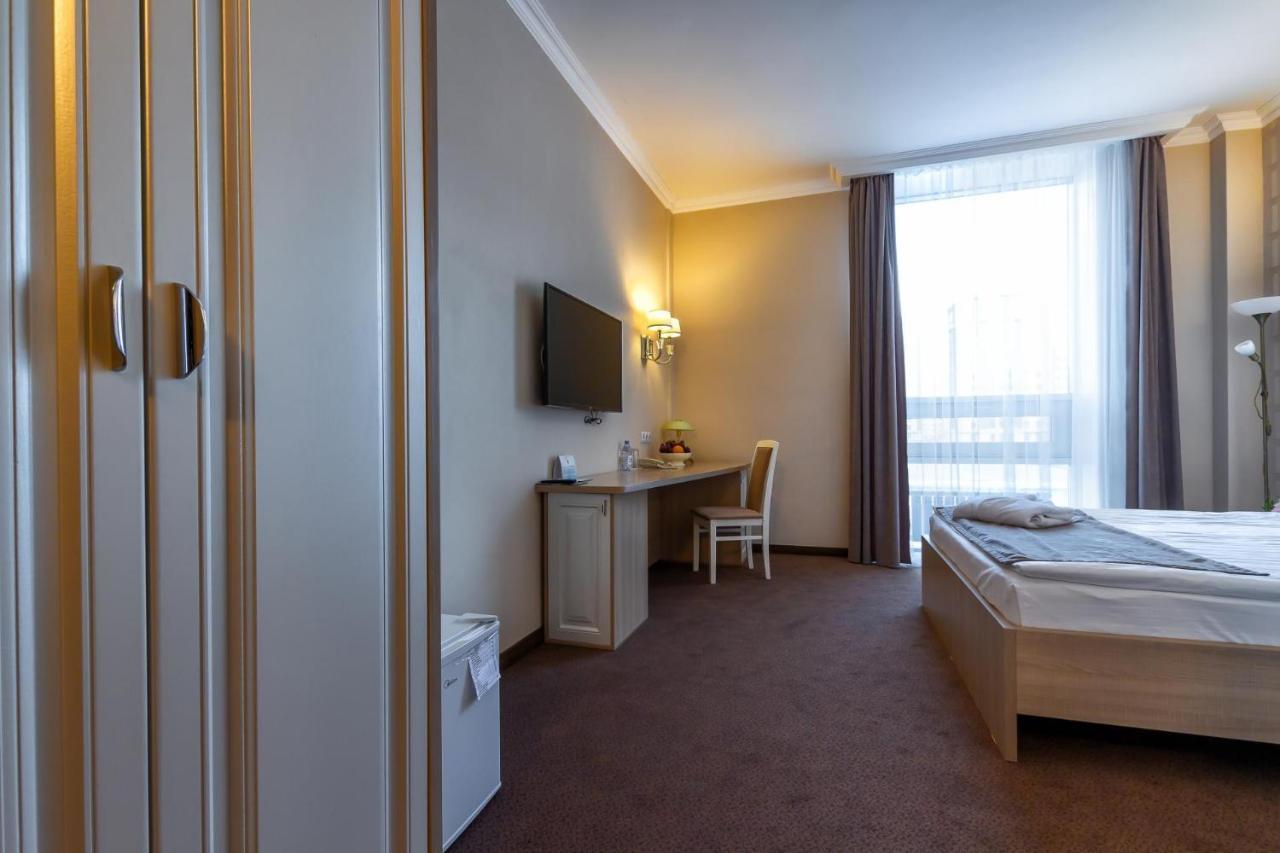 Aykun Hotel By Ag Hotels Group Astana Exteriör bild